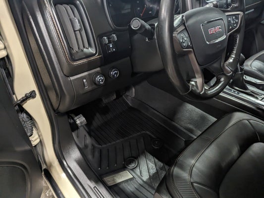 2022 GMC Canyon 4WD AT4 w/Leather Premium Leather Heated Preferred Equipment Pkg Nav in Butler, PA - Baglier