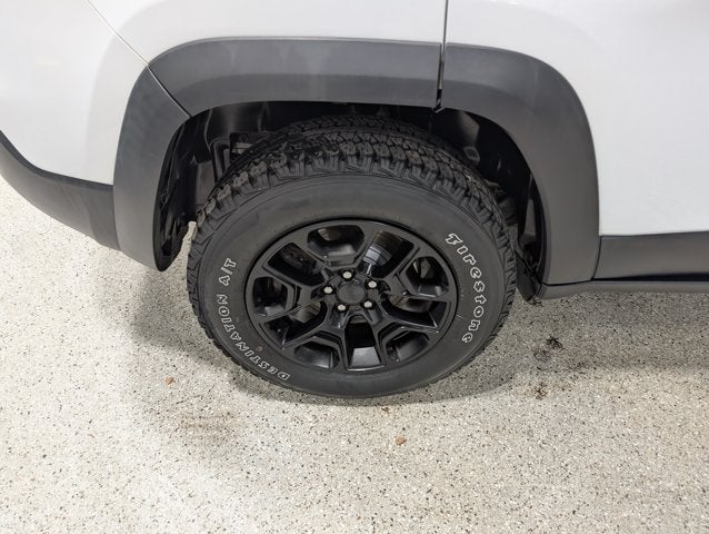 2020 Jeep Cherokee Trailhawk 3.2L V6 Comfort Convenience Trailer Tow Cold Weather Bright White