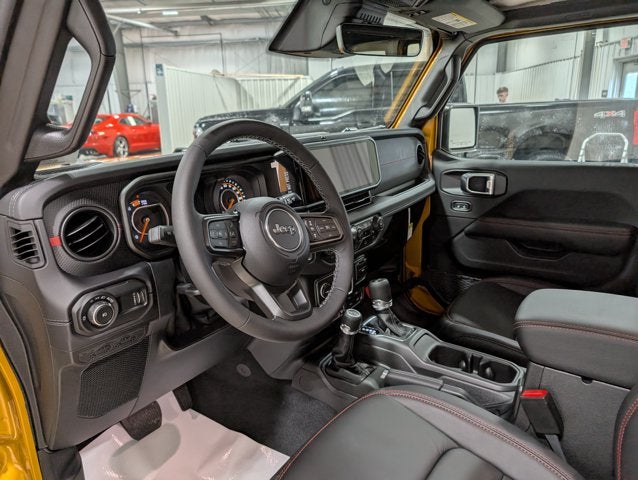 2026 Jeep Wrangler Rubicon 3.6L V6 Technology Group Convenience Group Goldilocks