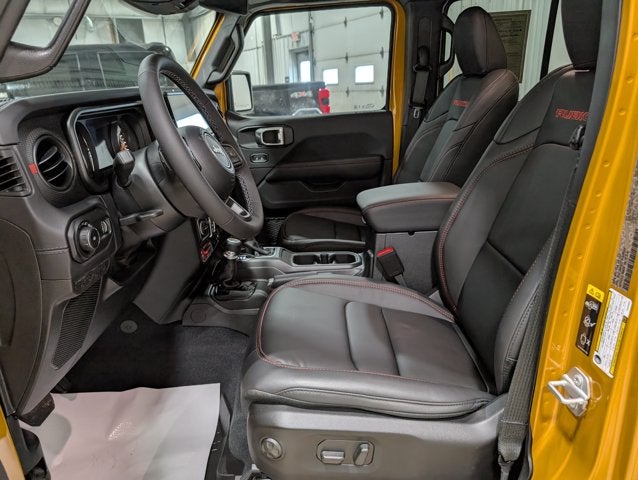 2026 Jeep Wrangler Rubicon 3.6L V6 Technology Group Convenience Group Goldilocks