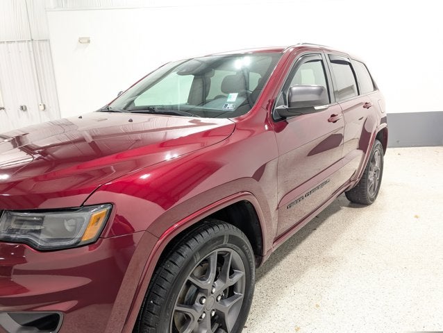 2021 Jeep Grand Cherokee 80th Anniversary Panoramic Roof 80th Anniv Pkg Tow Group IV Premium Lighting
