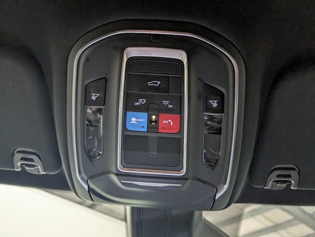 2022 Jeep Wagoneer Series I 4x4 Luxury 8-Passenger Towing Tech Leather