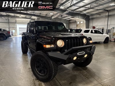 2022 Jeep Gladiator Base