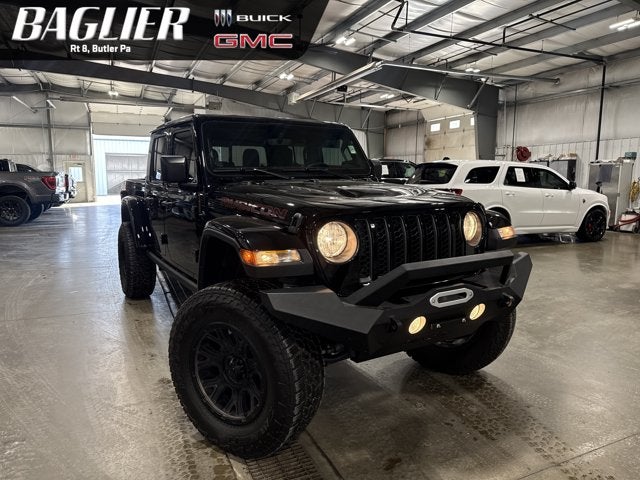 2022 Jeep Gladiator Base