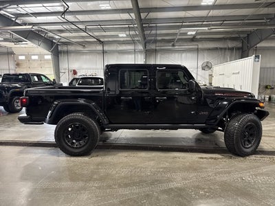 2022 Jeep Gladiator Base