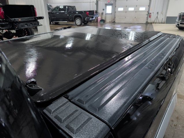 2017 RAM 1500 Laramie HEMI Laramie RamBox Bed Utility Remote Start Leather Heated Seats