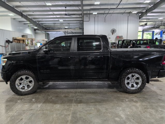 2021 RAM 1500 Big Horn 5.7L V8 eTorque Night Edition Diamond Black Crystal