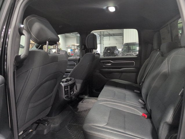 2021 RAM 1500 Big Horn 5.7L V8 eTorque Night Edition Diamond Black Crystal