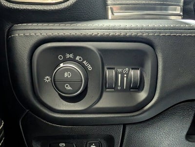 2021 RAM 1500 Limited EcoDiesel Night Edition 22" Black Pano Level 1