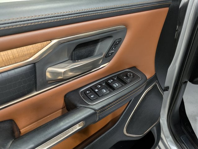 2019 RAM 1500 Longhorn Pkg Panoramic Roof HEMI V8 Bed Utility Group