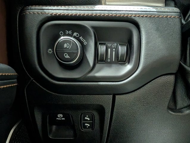 2019 RAM 1500 Longhorn Pkg Panoramic Roof HEMI V8 Bed Utility Group