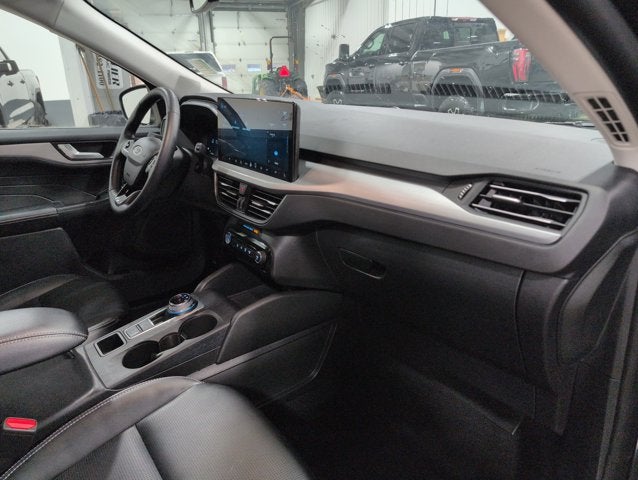 2025 Ford Escape Platinum