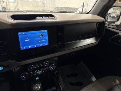 2023 Ford Bronco Big Bend 2.3L EcoBoost Mid Package Velocity Blue Metallic