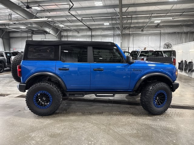 2023 Ford Bronco Big Bend 2.3L EcoBoost Mid Package Velocity Blue Metallic