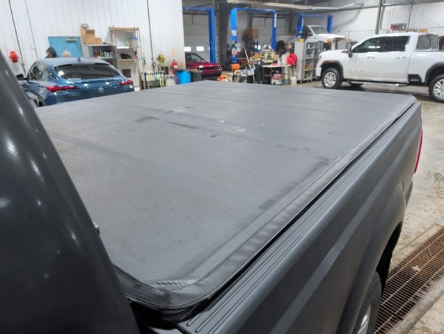 2015 Ford F-350 Super Duty Platinum 4WD Tow Pkg Remote Start Leather Dual Climate