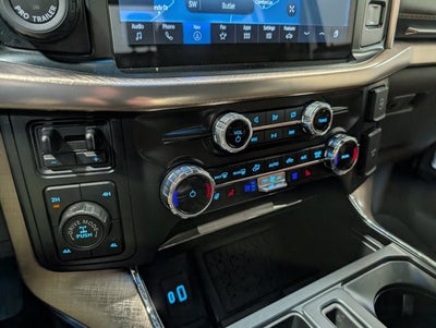 2024 Ford F-150 King Ranch PowerBoost Hybrid 7.2kW Pro Power Panoramic Roof 4x4