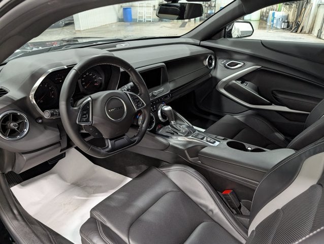 2024 Chevrolet Camaro 2LT 3.6L V6 2LT Preferred Equipment Group Black