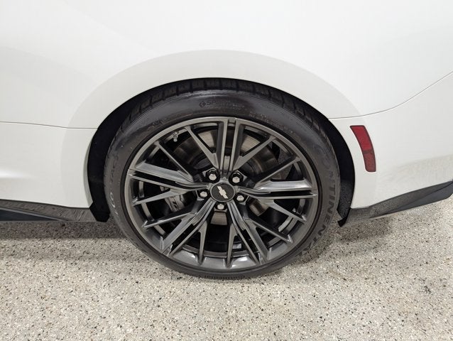 2018 Chevrolet Camaro ZL1 Supercharged Carbon Fiber Recaros Brembos