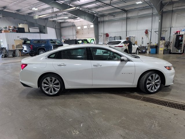 2018 Chevrolet Malibu Premier Sun and Wheel Pkg Turbo Leather Navigation Safety Pkg