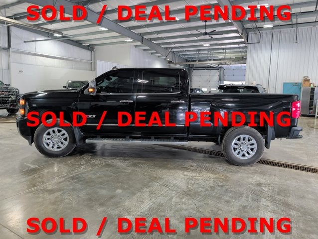 2016 Chevrolet Silverado 3500HD LTZ Z71 Off Road Heated/Cooled Leather Buckets Spray On Bedliner Standard Bed