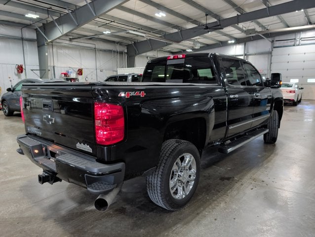 2016 Chevrolet Silverado 2500HD High Country Duramax Plus Sunroof High Country Driver Alert 5th Wheel Prep