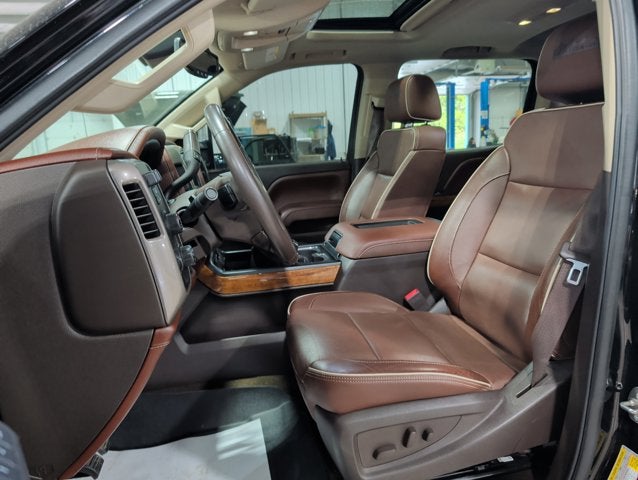 2016 Chevrolet Silverado 2500HD High Country Duramax Plus Sunroof High Country Driver Alert 5th Wheel Prep