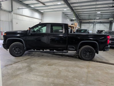 2024 Chevrolet Silverado 2500HD LT Crew Cab 4WD 6.6L Duramax Turbo-Diesel Allison Z71 Midnight Edition