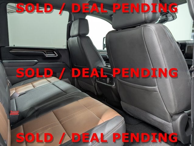 2025 Chevrolet Silverado 2500HD High Country Duramax Pearl White 5th Prep Z71