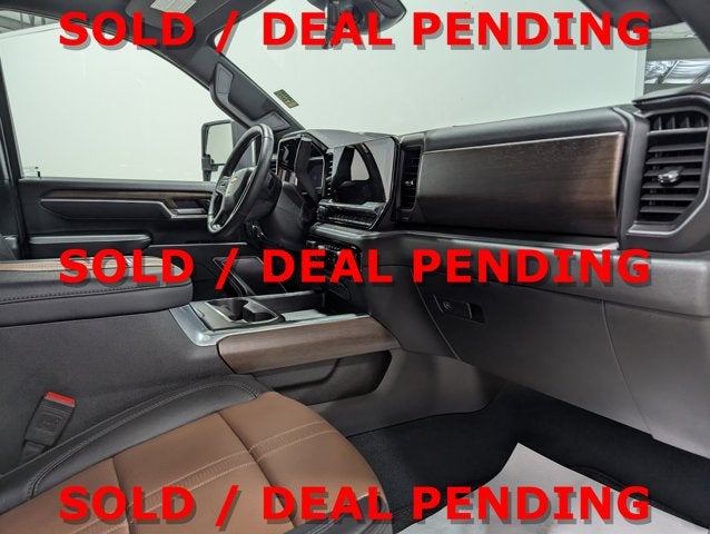 2025 Chevrolet Silverado 2500HD High Country Duramax Pearl White 5th Prep Z71