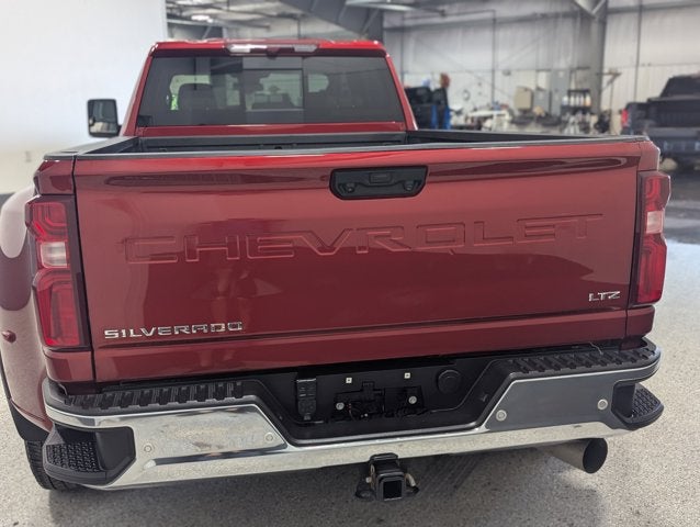 2025 Chevrolet Silverado 3500HD LTZ HIGH COUNTRY DRW Plus Pkg 5th Wheel Prep Sunroof