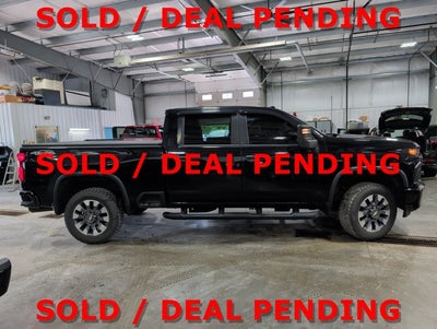 2021 Chevrolet Silverado 2500HD Custom 6.6L V8 Gas 4WD Tow Package All Terrain Tires