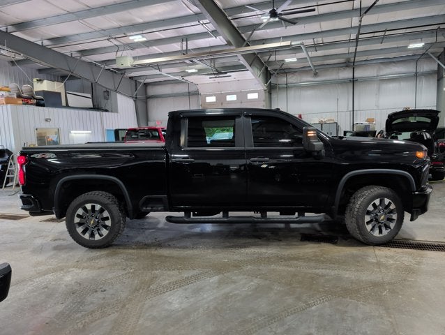 2021 Chevrolet Silverado 2500HD Custom 6.6L V8 Gas 4WD Tow Package All Terrain Tires