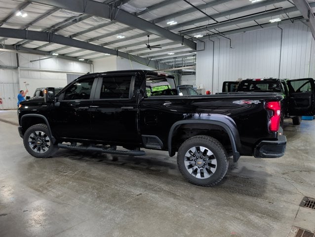2021 Chevrolet Silverado 2500HD Custom 6.6L V8 Gas 4WD Tow Package All Terrain Tires