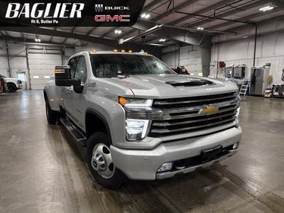 2022 Chevrolet Silverado 3500HD High Country 6.6L Turbo Diesel High Country Deluxe Silver Ice Metallic