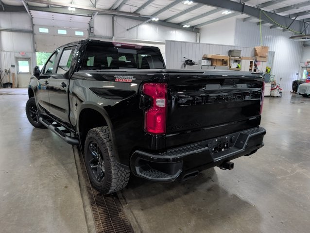 2020 Chevrolet Silverado 1500 LT Trail Boss Midnight Edition Crew Cab 4WD 6.2L EcoTec3 V8
