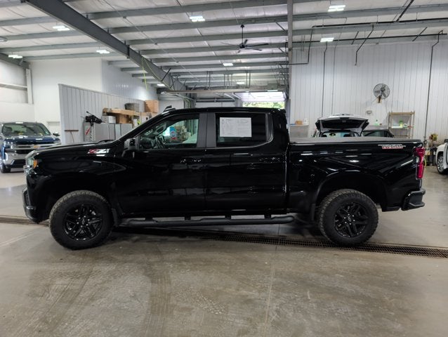 2020 Chevrolet Silverado 1500 LT Trail Boss Midnight Edition Crew Cab 4WD 6.2L EcoTec3 V8