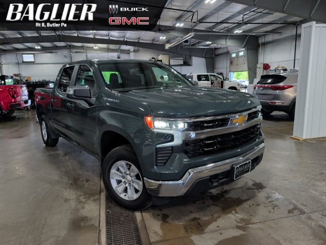 2025 Chevrolet Silverado 1500 LT 5.3 V8 Crew Short Bed Cypress Green