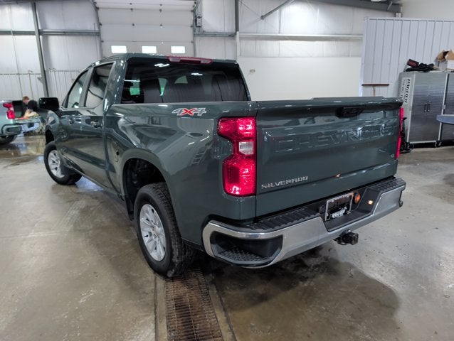 2025 Chevrolet Silverado 1500 LT 5.3 V8 Crew Short Bed Cypress Green