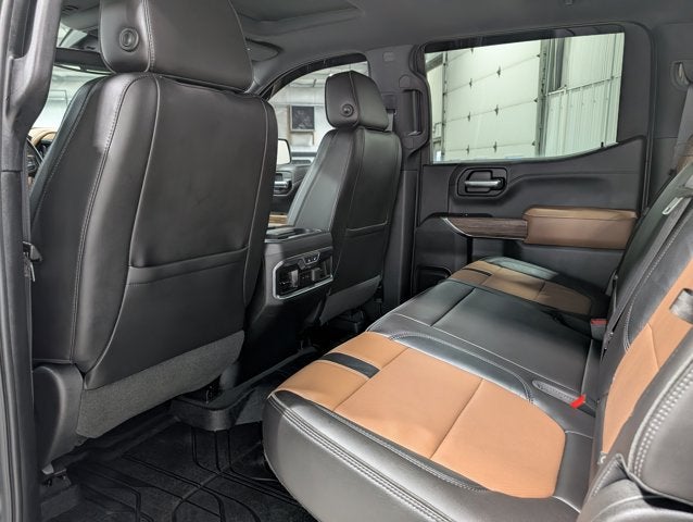 2019 Chevrolet Silverado 1500 High Country Deluxe Pkg 6.2L V8 Sunroof Heated/Cooled Leather 22" Wheels