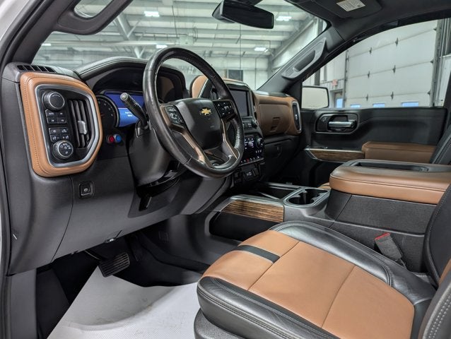 2019 Chevrolet Silverado 1500 High Country Deluxe Pkg 6.2L V8 Sunroof Heated/Cooled Leather 22" Wheels