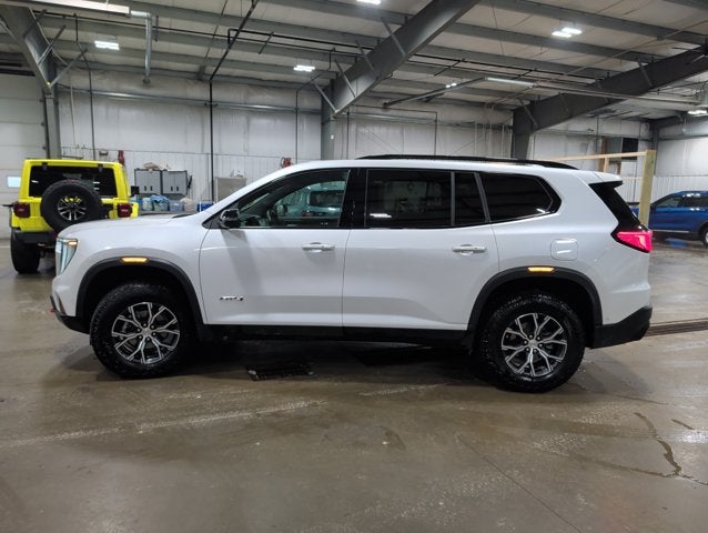 2024 GMC Acadia AWD AT4