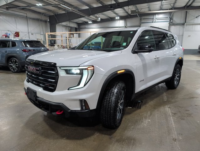 2024 GMC Acadia AWD AT4