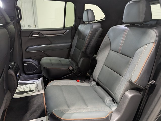 2024 GMC Acadia AWD AT4 2.5L Turbo Luxury Package Ebony Twilight Metallic