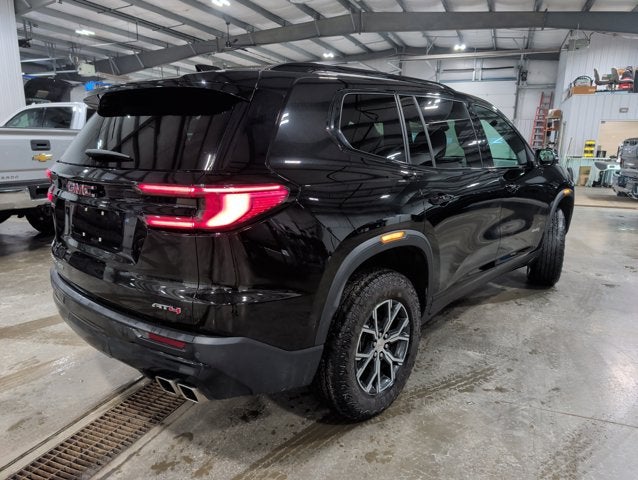 2024 GMC Acadia AWD AT4