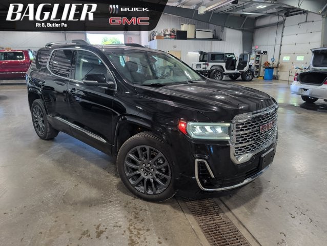 2023 GMC Acadia Denali