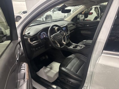 2022 GMC Acadia Denali 3.6L V6 GMC Pro Grade Package White Frost Tricoat