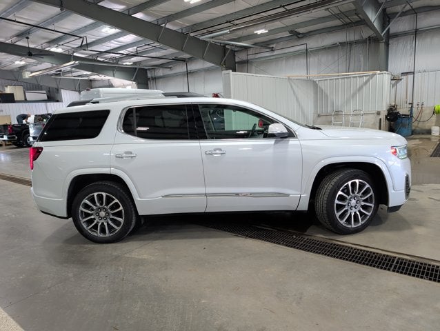 2023 GMC Acadia Denali Ultimate Pkg Dual SkyScape Roof Trailering Pkg