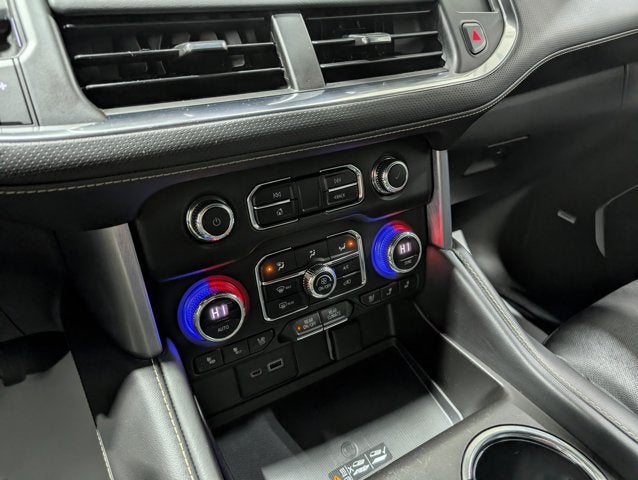 2022 GMC Yukon SLT Premium 5.3L V8 Panoramic Roof 22" Black Wheels Luxury Package