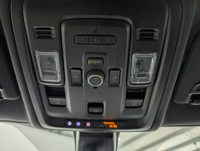 2022 GMC Yukon SLT Premium 5.3L V8 Panoramic Roof 22" Black Wheels Luxury Package