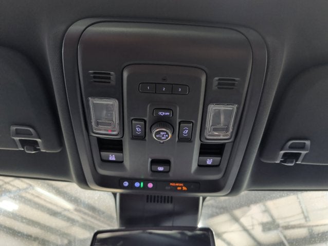 2023 GMC Yukon SLT Premium Pkg Panoramic Roof Buckets Adaptive Cruise 20s